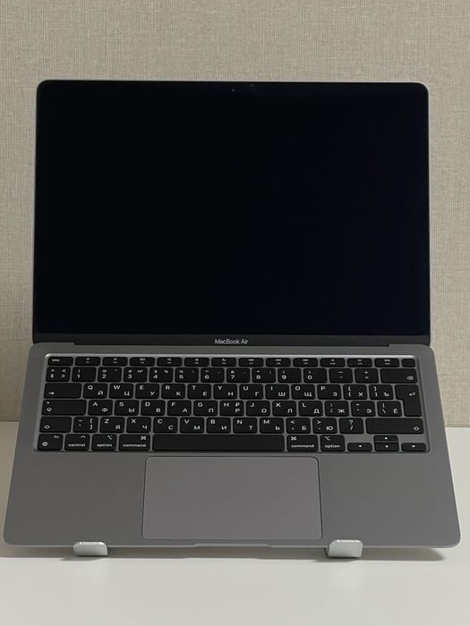 MacBook M1, полный комплект и MagicMouse 2