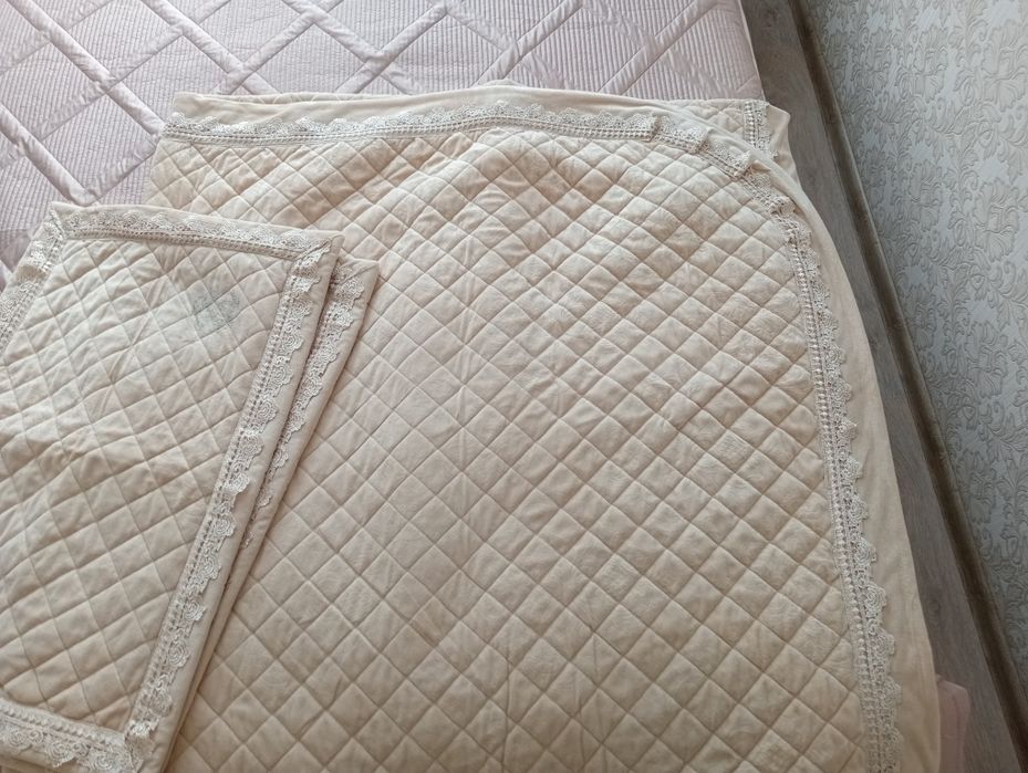 Продам покрывало 2х спальное