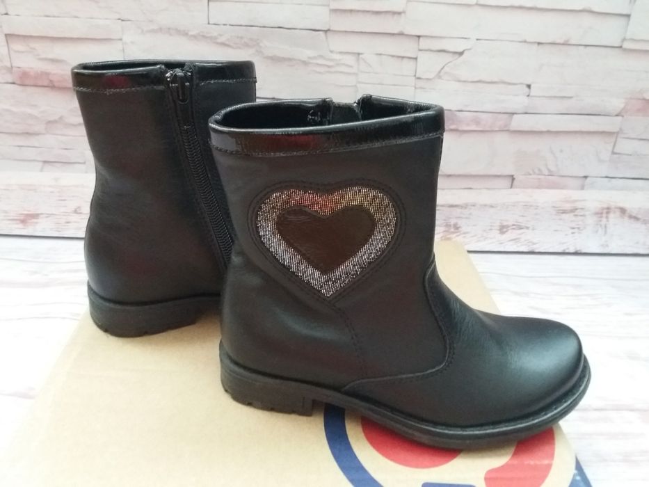 Ботинки   сапожки новые кожа