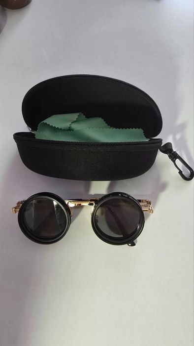 Слънчеви очила с регулируема яркост