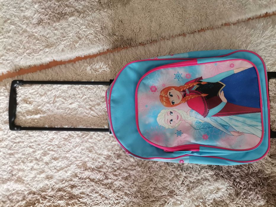 Куфар "Елза и Ана"