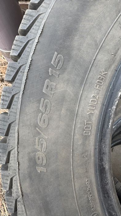 Продам резину 195/65 R15