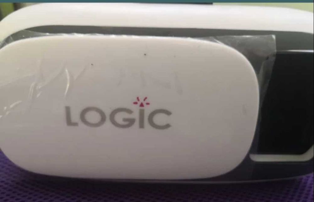 Ochelari virtuali LOGIC noi