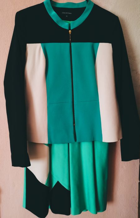 Rochie și sacou.