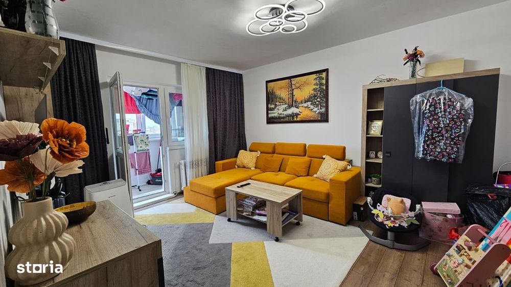 Apartament 3 camere Grivitei -Onix,renovat,mobilat,parcare — fotografia 1