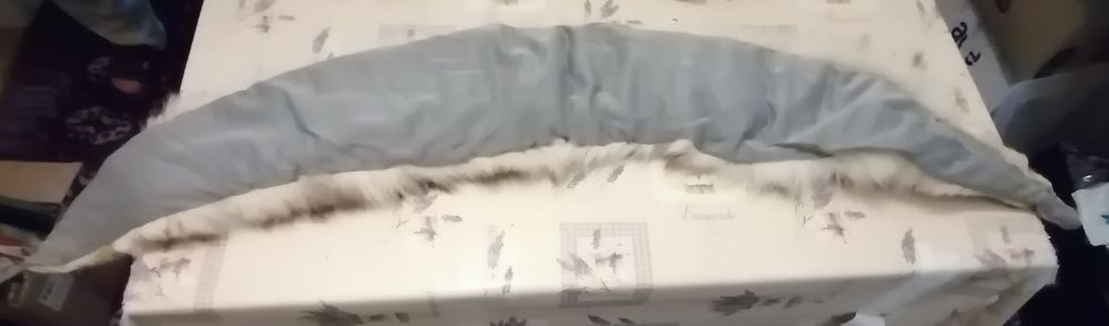 Caciula si guler blana vulpe polara