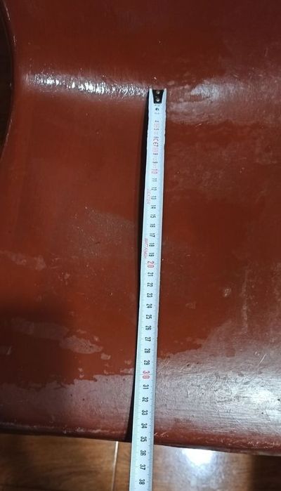Scaun din fibra de sticla