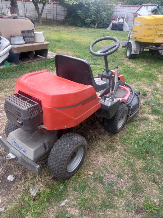 Тракторна косачка Husqvarna