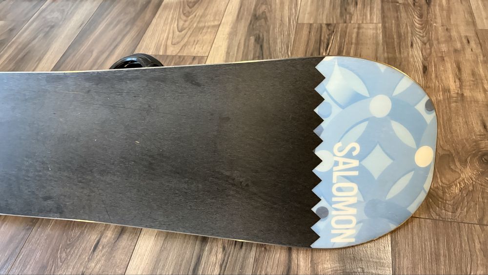 Snowboard Salomon Liberty XXS 135cm + legaturi Salomon