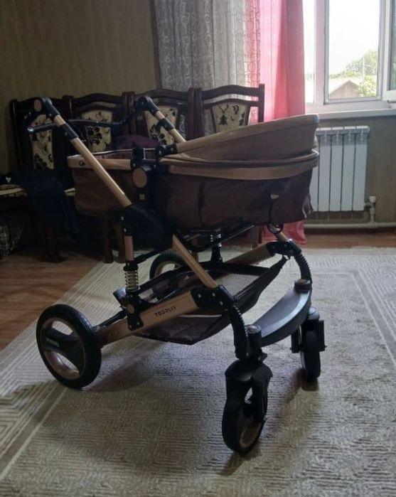 Детская коляска хорошая