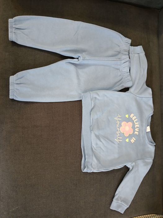 Комплект от две части 9/12 м  74-80 см