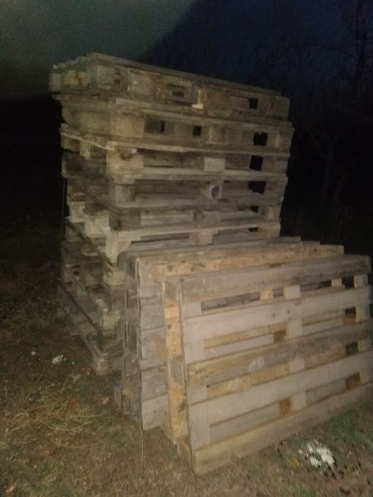 Срочно продам поддоны