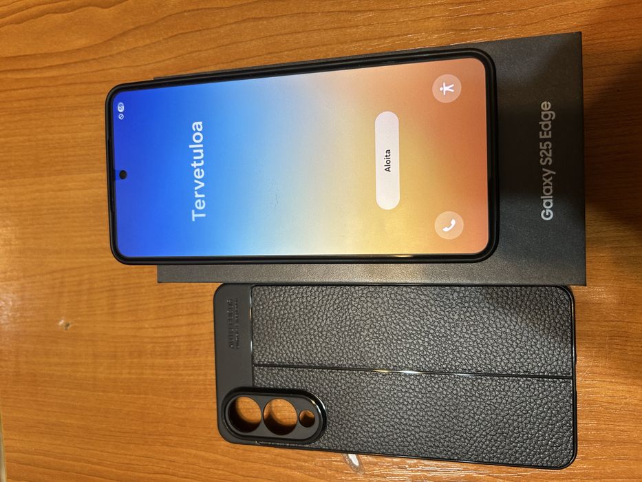 De vânzare Samsung s25edge și ceas huawei GT4