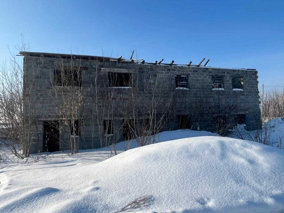 недостроенное здание для бизнеса