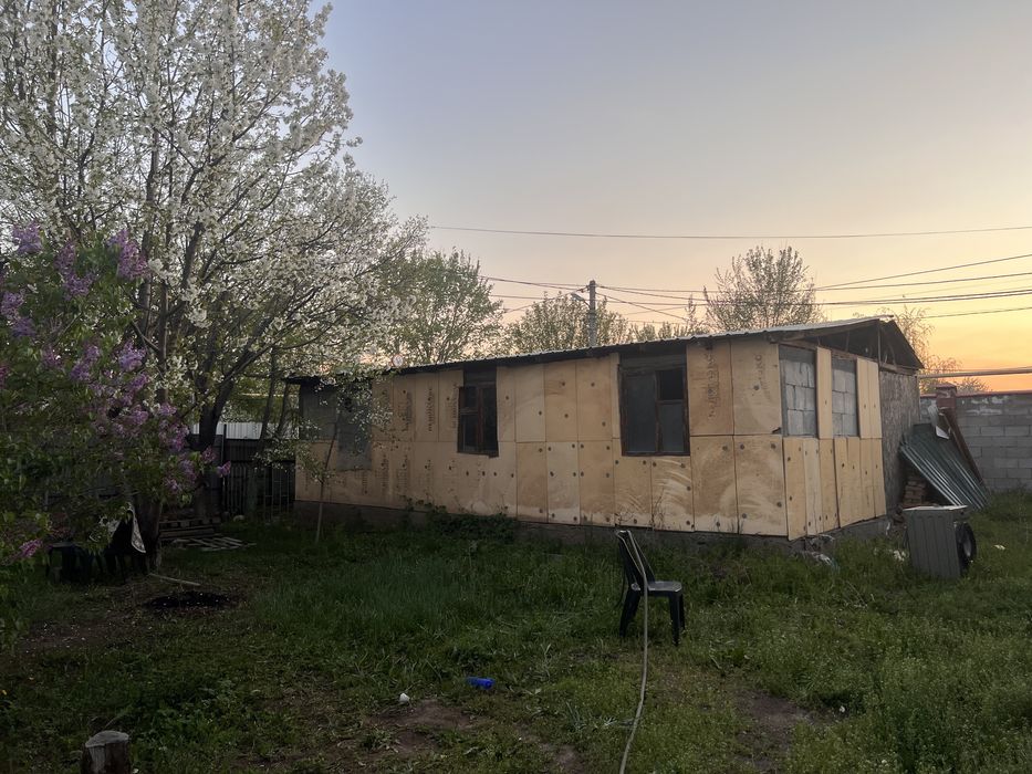 Продается дом с участком