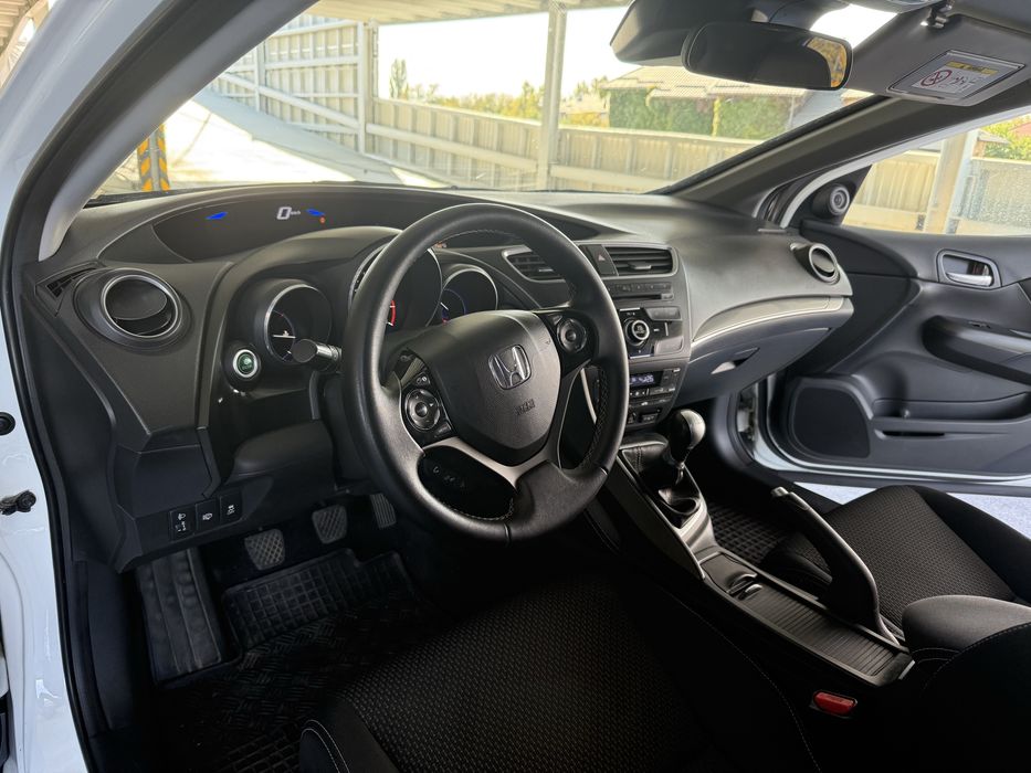 Honda Civic 2016 1.8 - 67000km