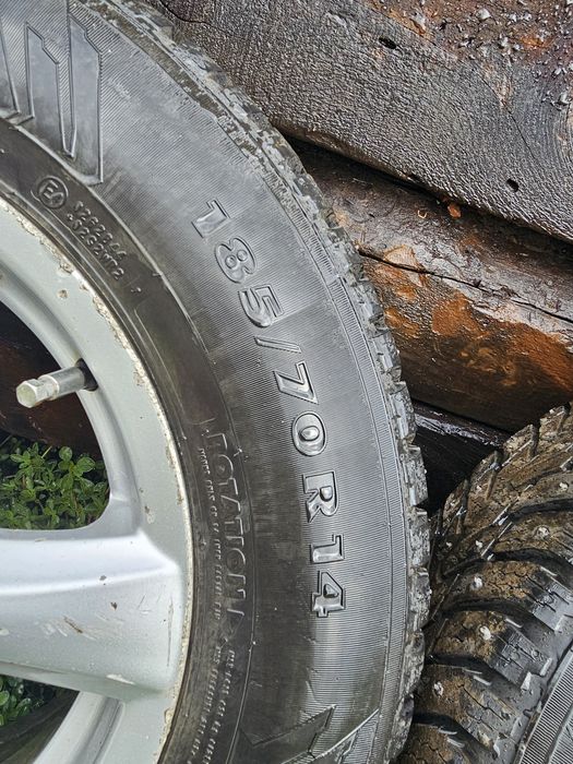 Зимняя резина на литых дисках R14