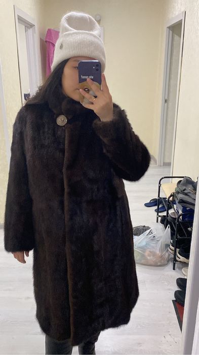 Продам шубу норковую
