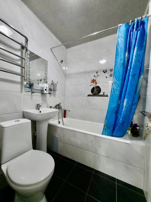 Продаётся квартира в Буз Базар Ор БИЙ метро