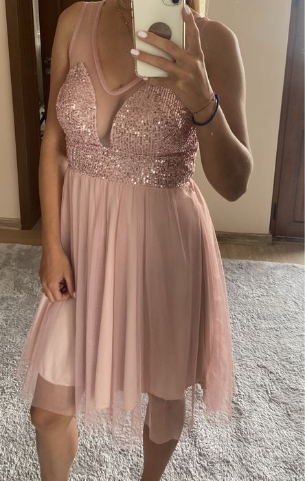 Дамски рокли