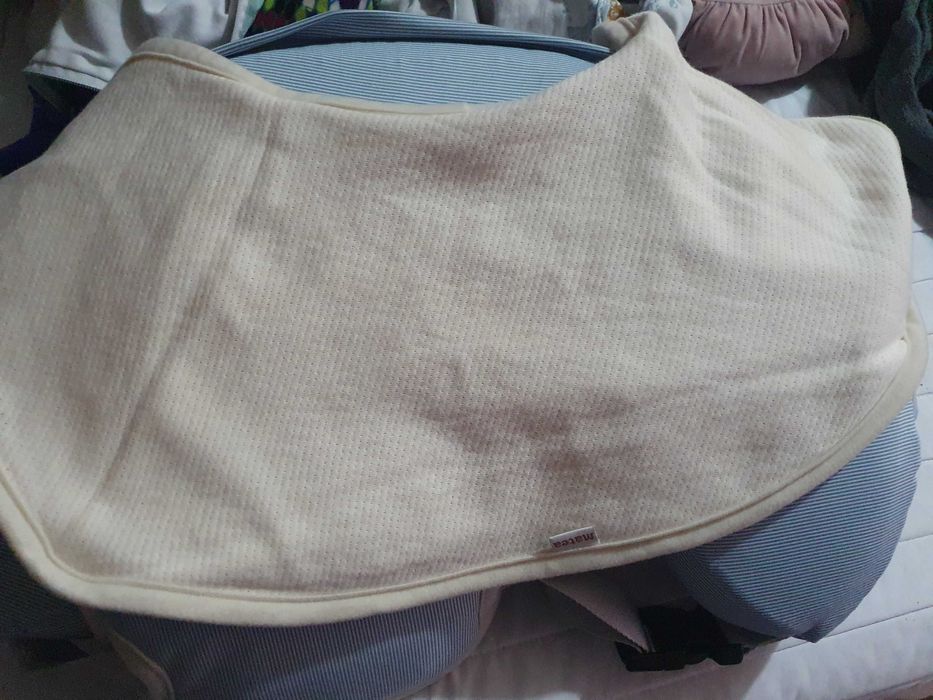 Matea възглавница за кърмене+протектор