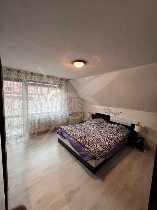 Тристаен апартамент в кв. Аспарухово - 132943