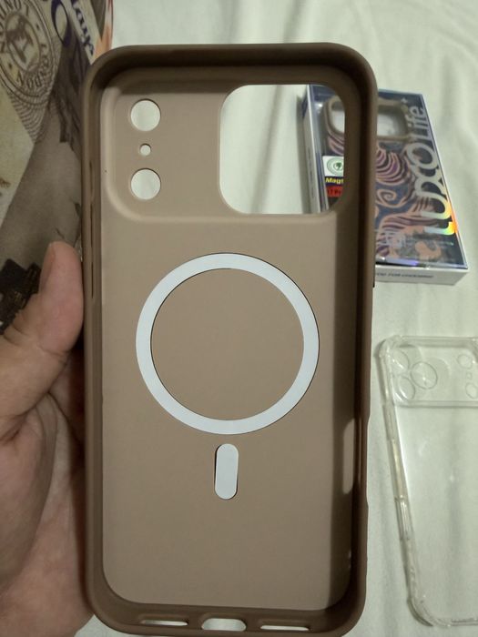 Чехлы на айфон 17 про макс