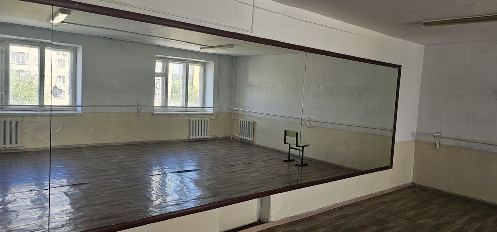 Продам зеркала в танцевальный зал б/у