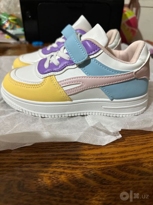 Кроссовки детские