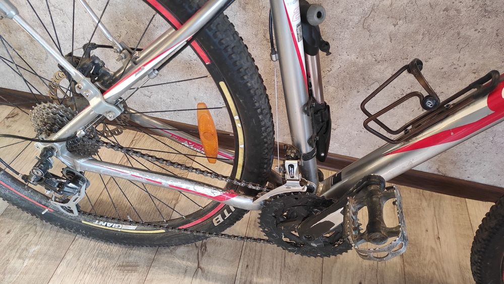 Велосипед Giant Revel L