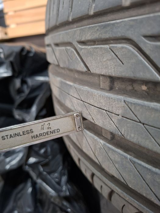 4 Броя Летни ГУМИ Bridgestone Turanza-215/50/18