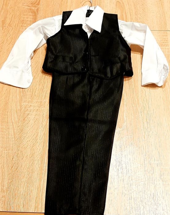 Лукзозно костюмче от4частиза кръщене или друг повод за момче-1годинка