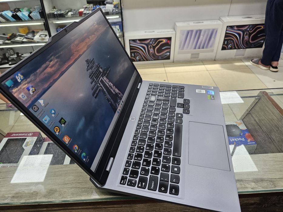 Lenovo LOQ i7-13650HX + RTX4050