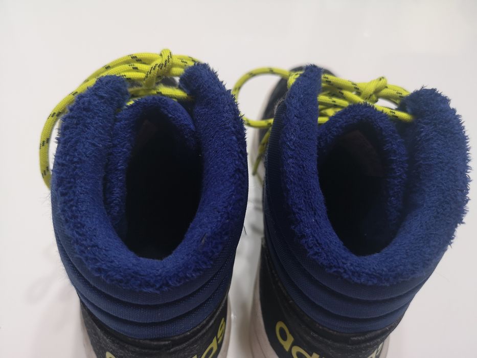 Детски маратонки ADIDAS HOOPS MID 2.0