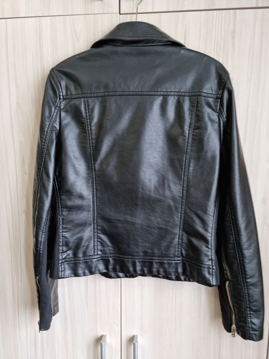 Дамско кожено яке