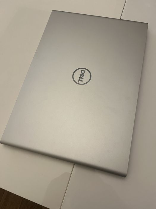 Laptop Business Dell Vostro 5471 | i5-8250U | 8GB RAM | 1.03TB Stocare | Video Dedicat 4GB