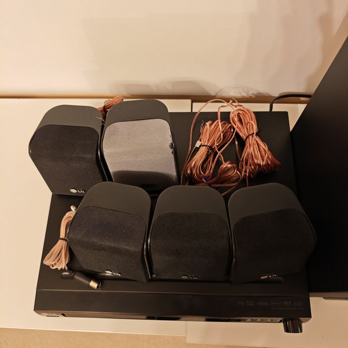 Домашно кино 5.1  LG HT-202 SF