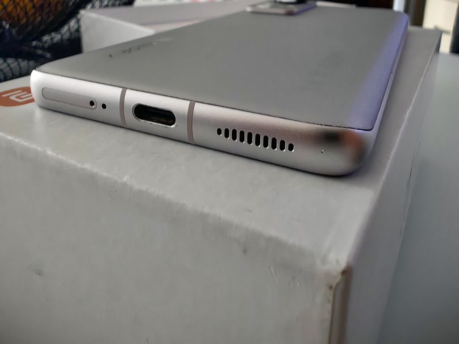 Xiaomi 12 8 / 256