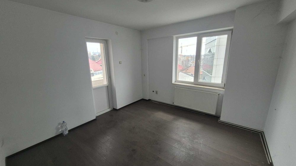 Apartament 4 camere si garaj dublu zona Ciuperca