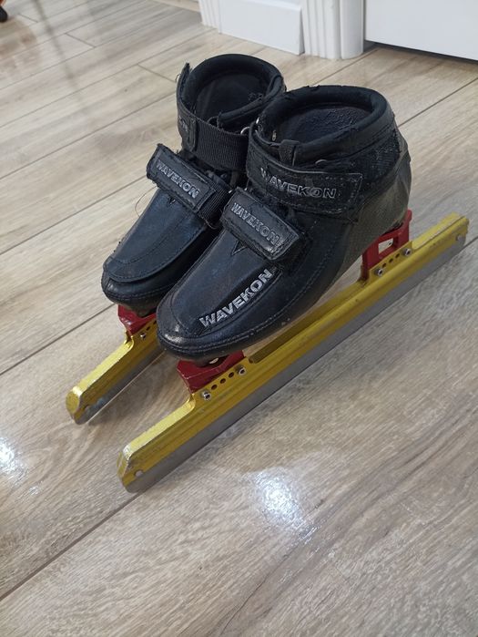 Коньки для шорт-трек