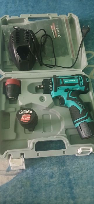 Autofiletantă grand