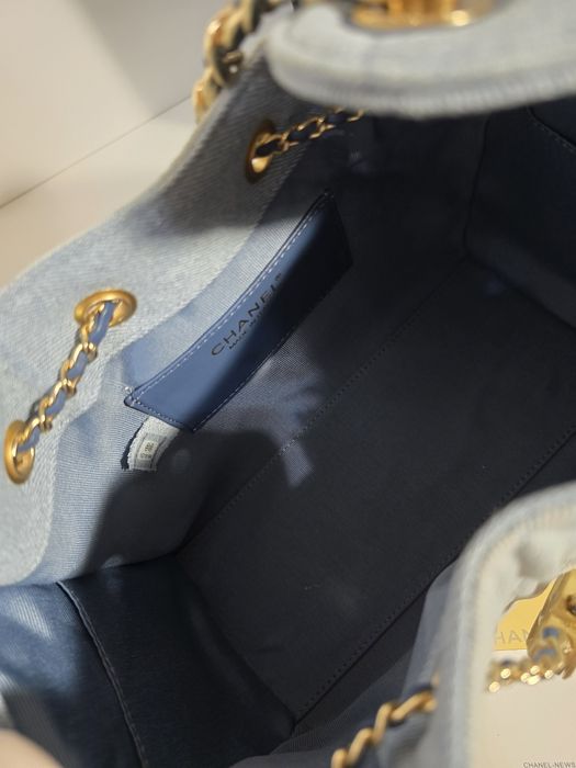 Налична чанта Chanel Hobo 25S Denim