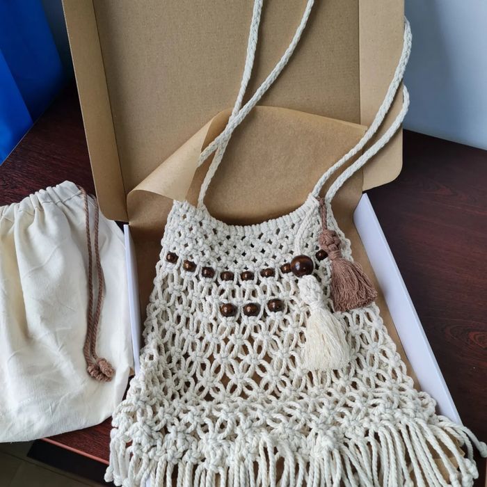 Чанти макраме с дървени мъниста и без