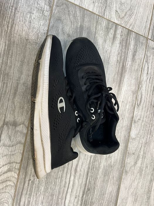 Vind adidasi nr 42 5