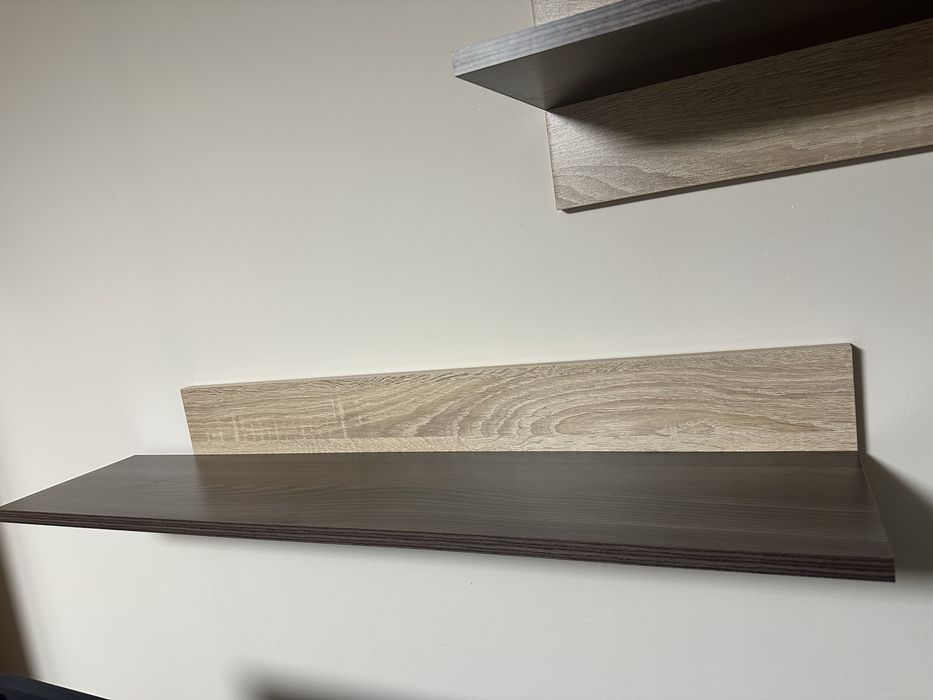 Стилна холна гарнитура (ТВ шкаф,витрина,шкаф и етажерки)-Като нови!