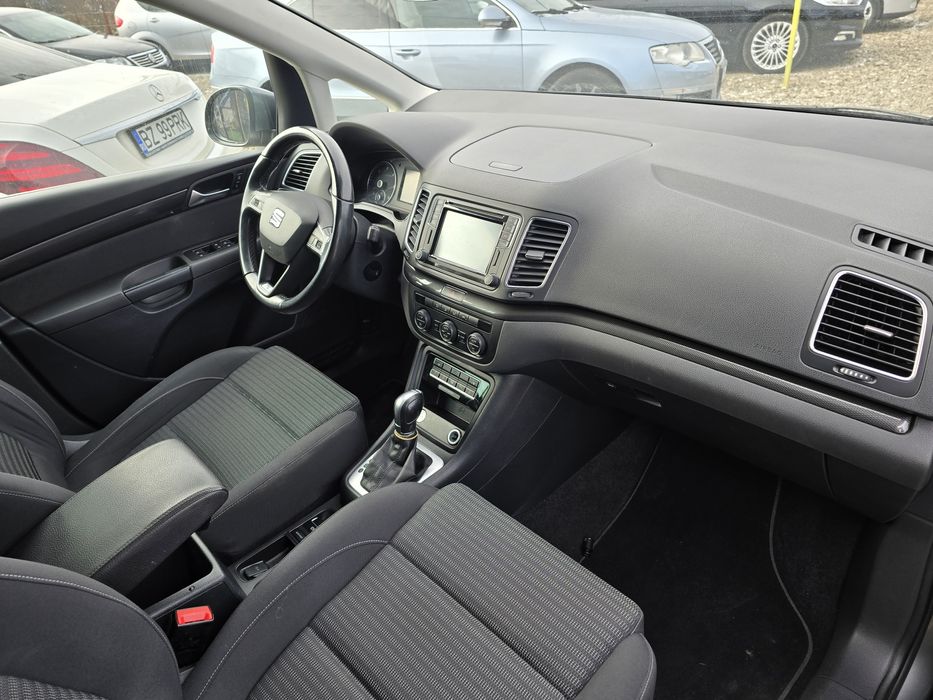 Seat Alhambra 2.0 D fab 2020 Distronic,Lane assist,Side assist 7 locur