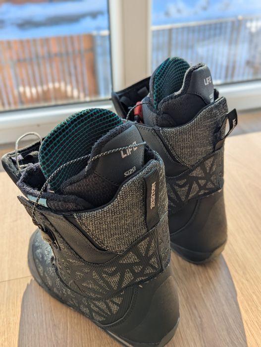 Boots Burton Supreme Woman