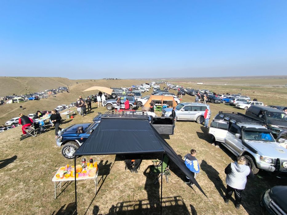 Тент-маркизы алюминиевый корпус