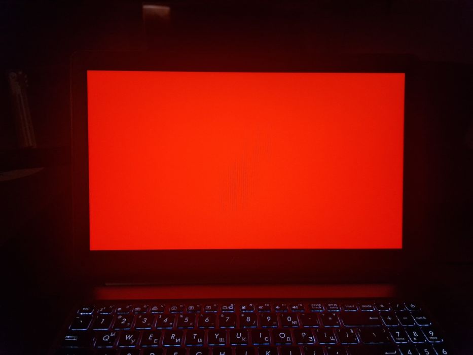 Лаптоп - Asus N580V Intel 7700HQ 16GB/ GeForce 1050 / 16GB Ram