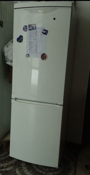Халодильник б/у хорошо работает